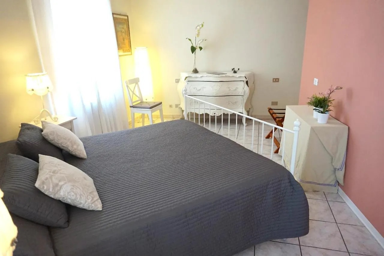 לוקה San Leonardo Apartment
